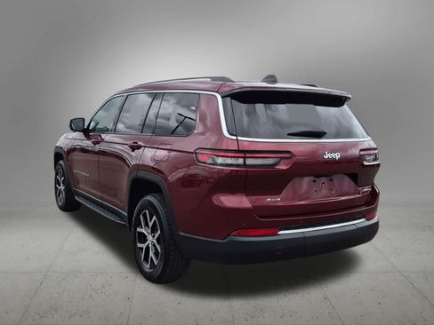 Used 2023 Jeep Grand Cherokee L Limited AWD/4WD image 4