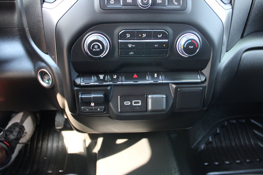 Used 2025 Chevrolet Silverado 3500 W/T AWD/4WD image 26