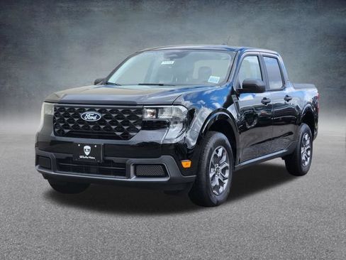 New 2026 Ford Maverick XLT w/ Equipment Group 301A AWD/4WD image 3