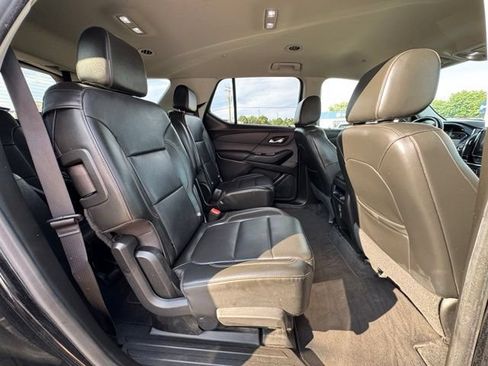 Used 2020 Chevrolet Traverse LT AWD/4WD image 14