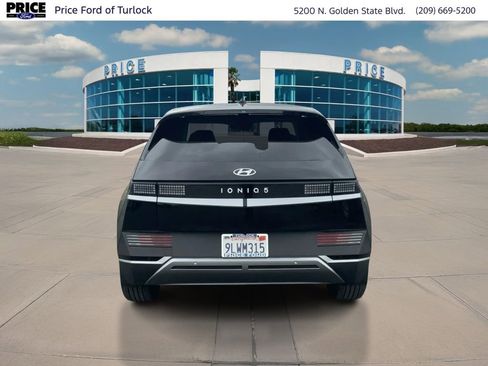 Used 2024 Hyundai Ioniq 5 SEL RWD image 6