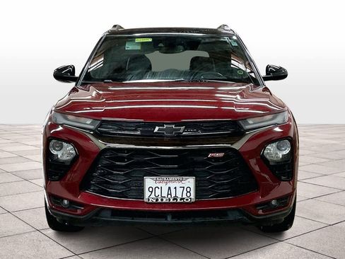 Used 2022 Chevrolet TrailBlazer RS w/ Sun and Liftgate Package image 3