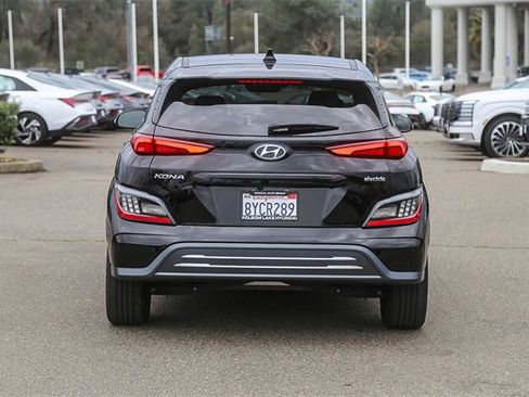 Certified 2022 Hyundai Kona Limited image 4