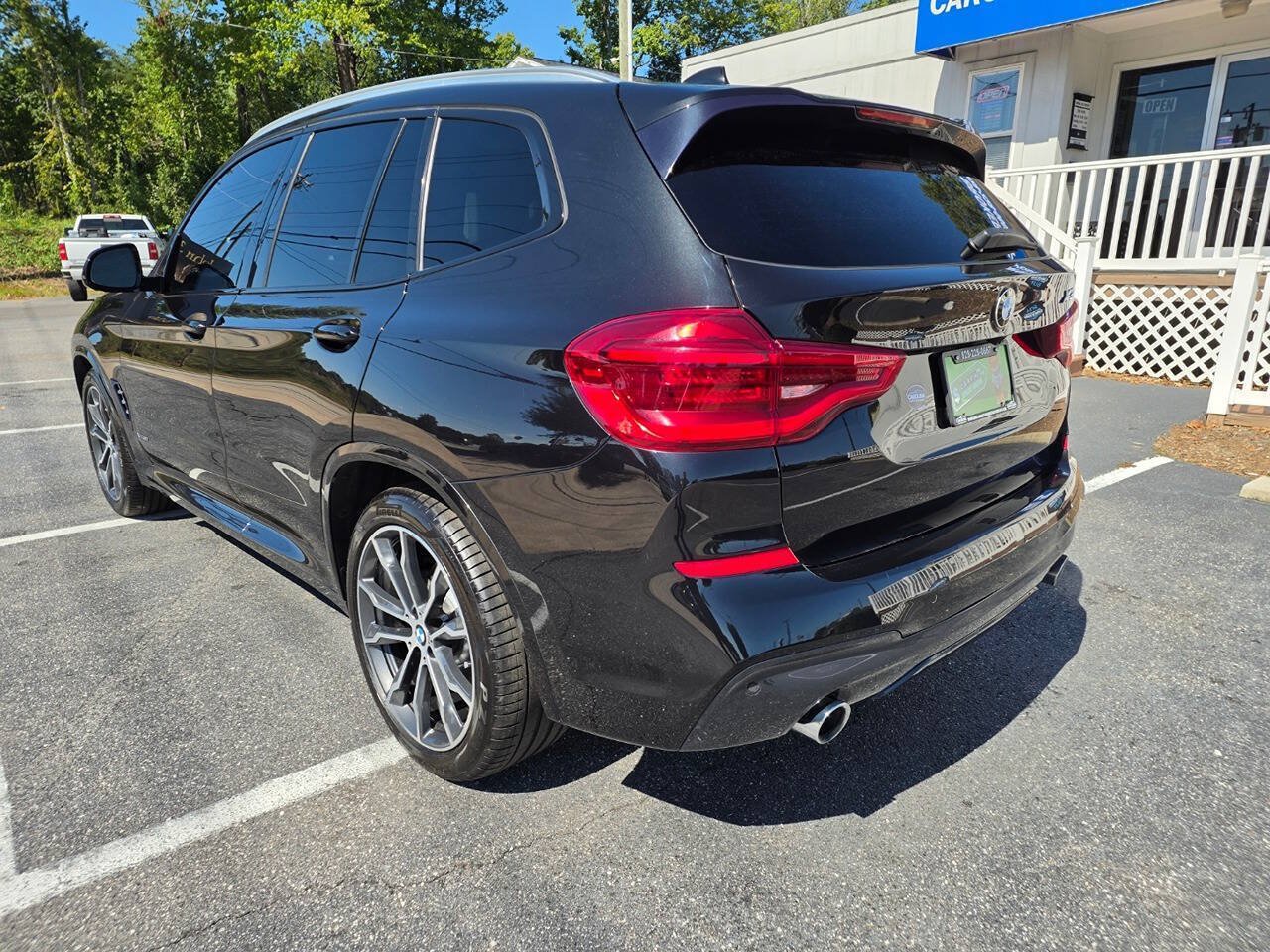 Used 2018 BMW X3 xDrive30i w/ M Sport Package AWD/4WD image 4