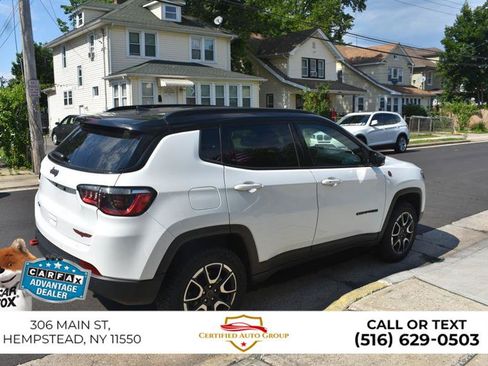 Used 2025 Jeep Compass Trailhawk AWD/4WD image 5