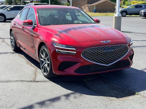 Used 2023 Genesis G70 2.0T RWD image 3