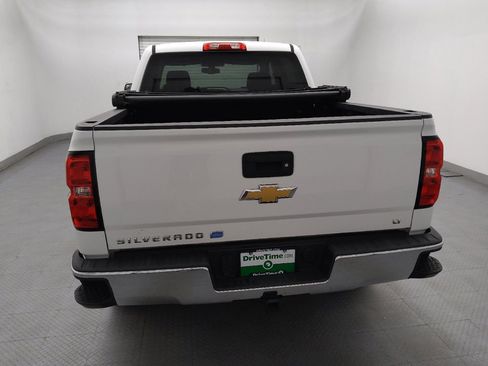 Used 2018 Chevrolet Silverado 1500 LT w/ LT Eassist Package AWD/4WD image 6