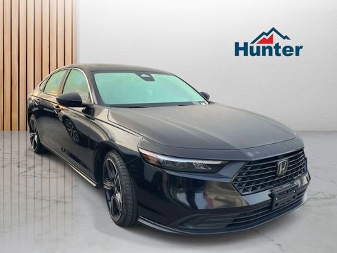 Used 2024 Honda Accord Sport image 1