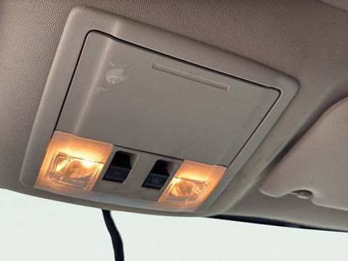 Used 2013 Ford Edge SEL FWD image 23