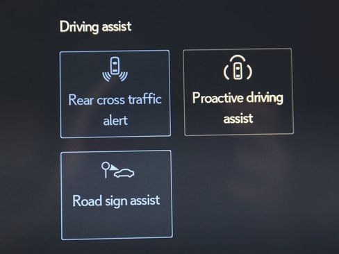 Used 2026 Lexus GX 550 w/ Accessory Package (CT) AWD/4WD image 35