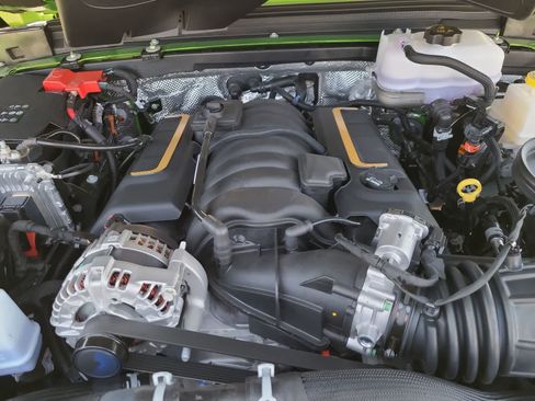 New 2025 Jeep Wrangler Unlimited Rubicon 392 image 17