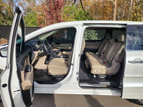 Used 2023 Honda Odyssey Elite image 27