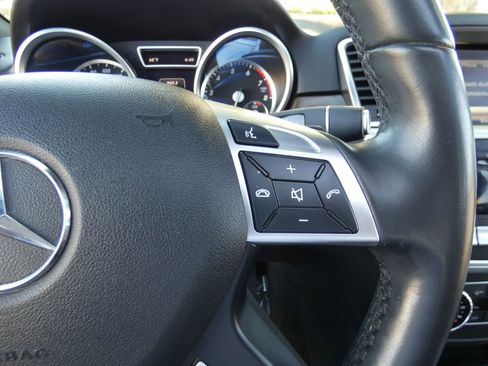 Used 2015 Mercedes-Benz ML 350 4MATIC image 79