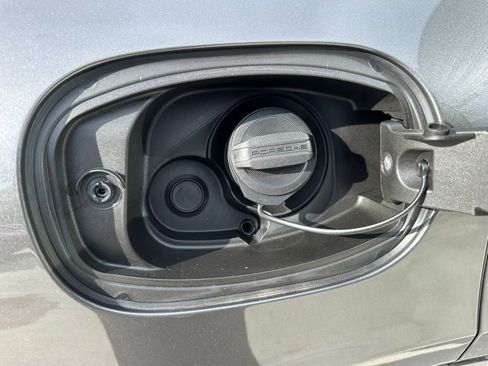 Used 2026 Porsche Cayenne S image 44