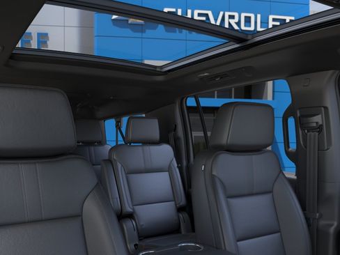 New 2026 Chevrolet Suburban RST w/ RST Capability Package AWD/4WD image 24