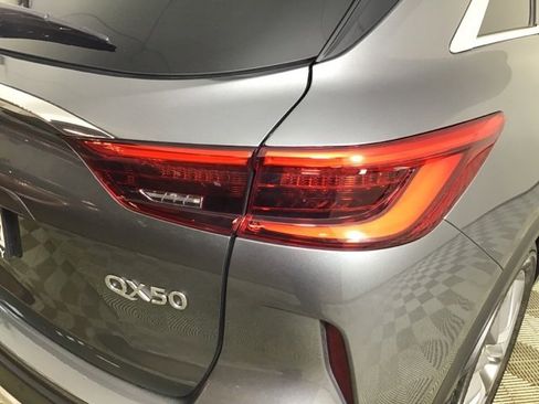 Used 2021 INFINITI QX50 Essential w/ Convenience Package image 24