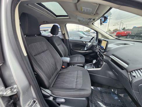 Used 2021 Ford EcoSport SE image 12