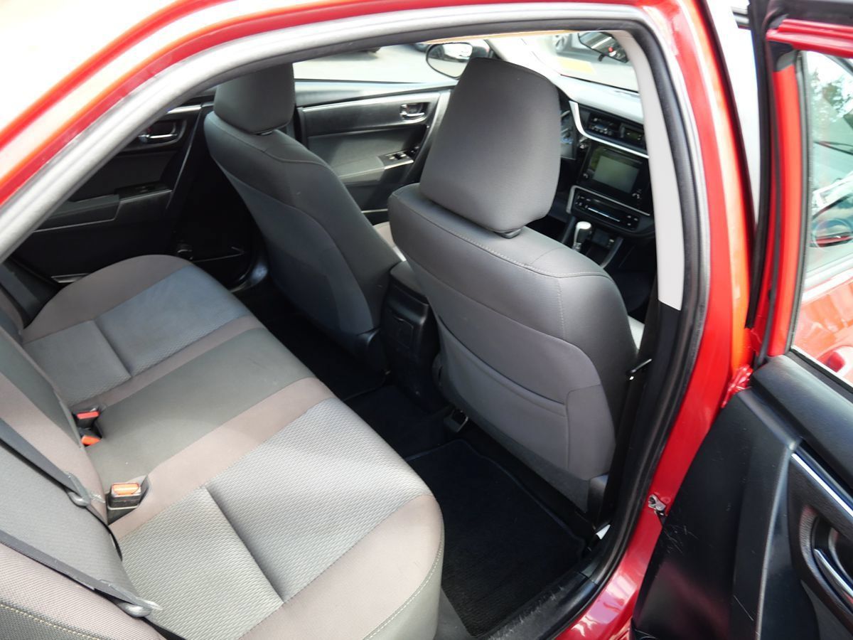 Used 2017 Toyota Corolla LE FWD image 21