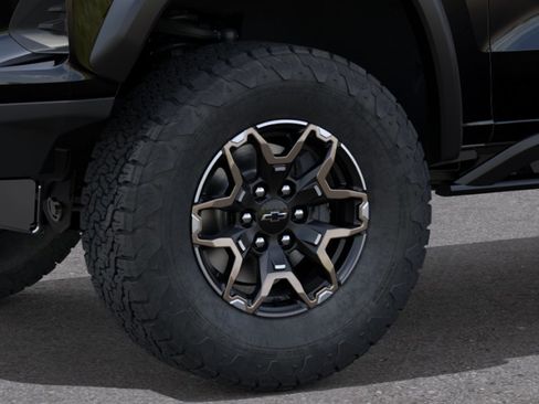 New 2026 Chevrolet Colorado ZR2 w/ Technology Package AWD/4WD image 33