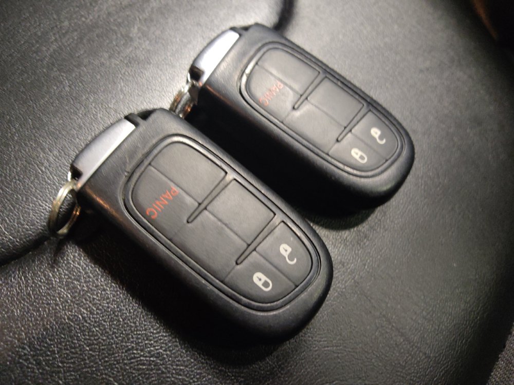 Used 2020 Jeep Cherokee Latitude Plus FWD image 32