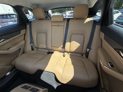 Used 2022 Jaguar F-PACE S AWD/4WD image 21