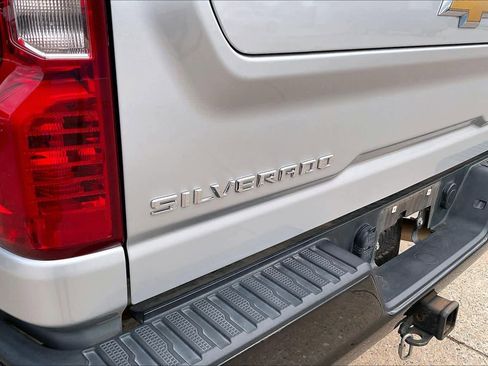 Used 2022 Chevrolet Silverado 2500 Custom w/ Custom Value Package AWD/4WD image 30