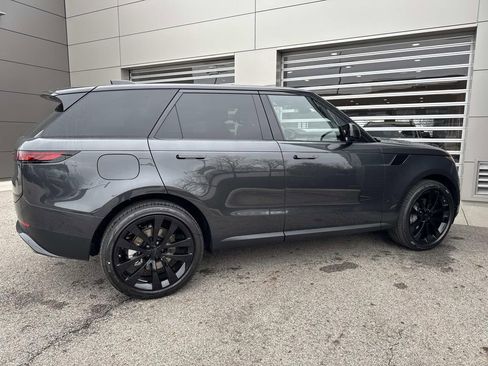 New 2026 Land Rover Range Rover Sport SE AWD/4WD image 8