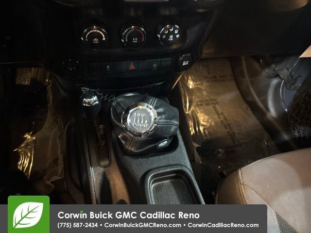 Used 2017 Jeep Wrangler Sport AWD/4WD image 26