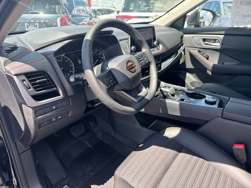 New 2026 Nissan Rogue SV AWD/4WD image 11