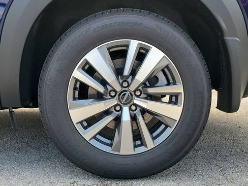 New 2026 Nissan Pathfinder SL FWD image 9
