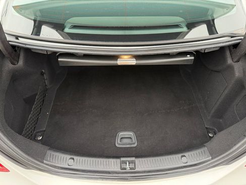 Used 2017 Mercedes-Benz E 300 image 13