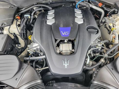 Used 2021 Maserati Levante S GranSport image 26