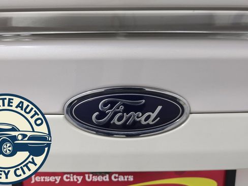 Used 2020 Ford Fusion Titanium image 28