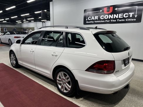 Used 2011 Volkswagen Jetta TDI image 12