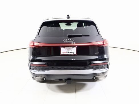 New 2025 Audi Q5 Prestige image 13