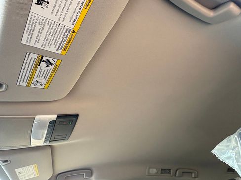 New 2026 Nissan Pathfinder SV image 21