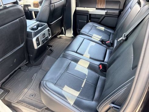 Used 2020 Ford F150 Lariat w/ Equipment Group 502A Luxury AWD/4WD image 26