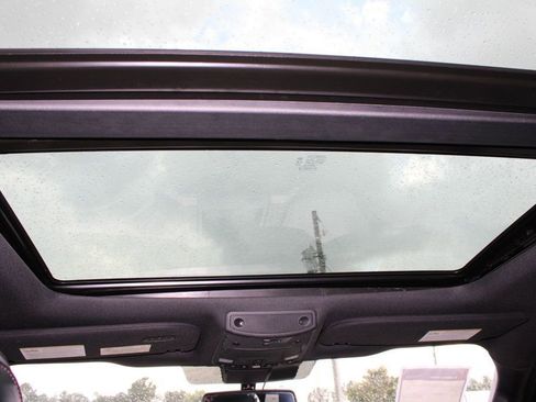 Used 2018 Ford F150 Platinum w/ Equipment Group 701A Luxury image 34