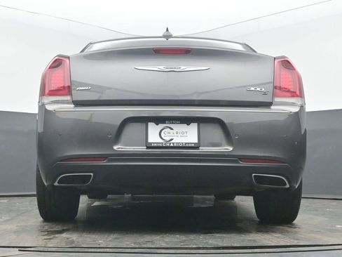 Used 2017 Chrysler 300 S w/ 300S Premium Group image 50