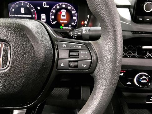 Used 2023 Honda Accord EX image 24