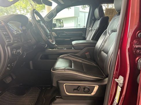 Used 2019 RAM 1500 Limited AWD/4WD image 6