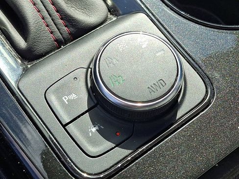 Used 2020 Chevrolet Blazer RS AWD/4WD image 25