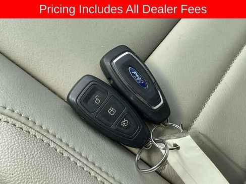 Used 2015 Ford C-MAX SEL w/ Equipment Group 302A FWD image 34