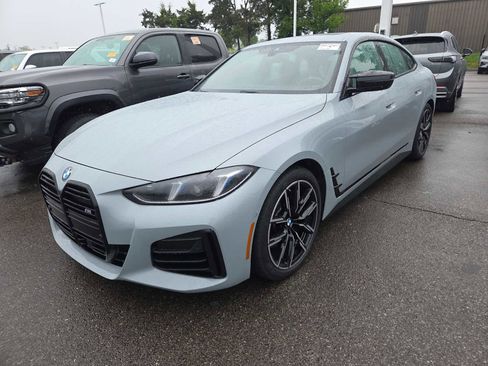 Used 2025 BMW 440i xDrive AWD/4WD image 9