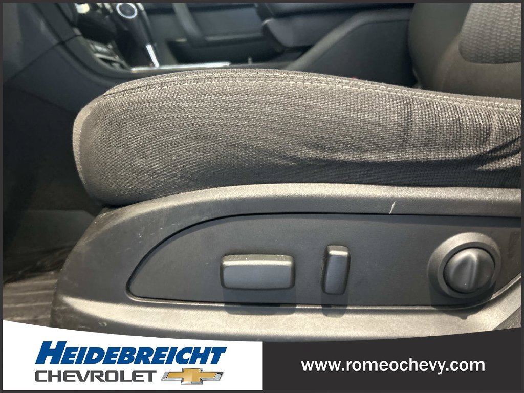 Used 2017 Chevrolet Traverse LT w/ Style and Technology Package AWD/4WD image 14