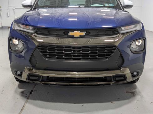 Used 2023 Chevrolet TrailBlazer ACTIV image 2