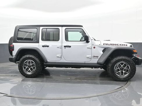 Used 2024 Jeep Wrangler Unlimited Rubicon w/ Capability Package AWD/4WD image 22