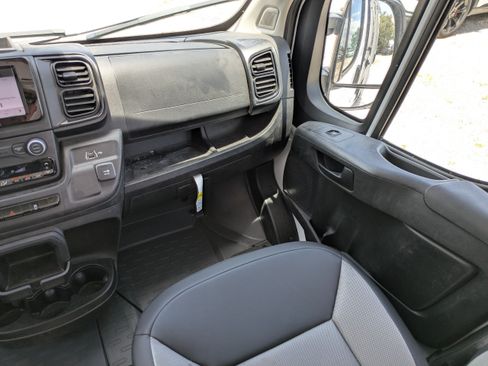 Used 2026 RAM ProMaster 2500 w/ Convenience Group FWD image 15