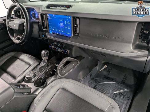 Used 2024 Ford Bronco Big Bend w/ Sasquatch Package AWD/4WD image 31