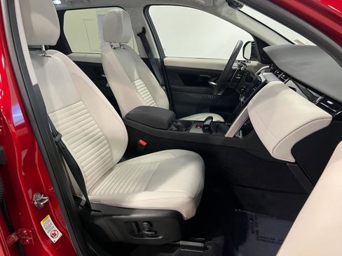 Used 2025 Land Rover Discovery Sport S image 35